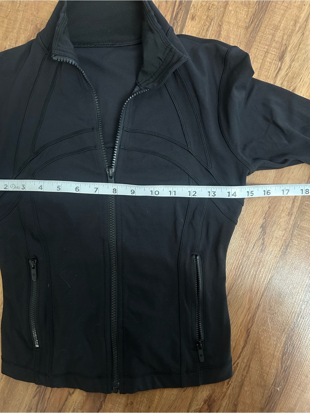 Lululemon Define Cropped Black Fitted Jacket Womens Size 4 - Picture 9 of 10